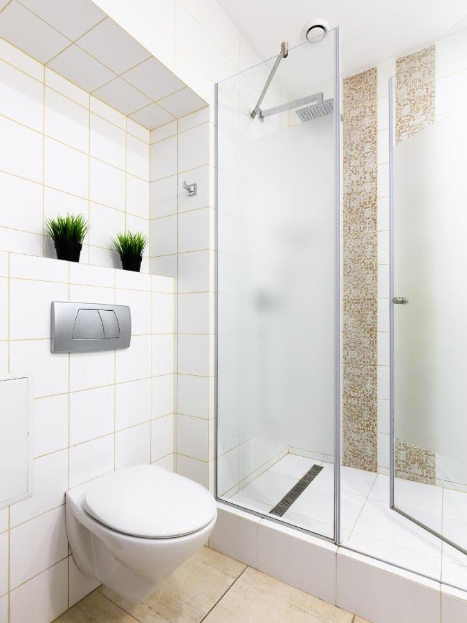 Lion King Krakivska Apartment ลวีฟ ภายนอก รูปภาพ